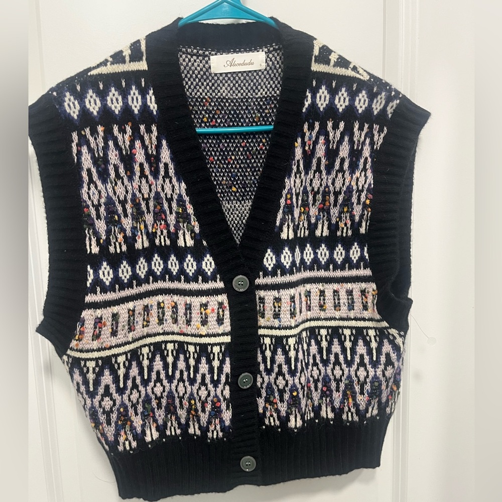 Alicedudu Women's Vneck Button Down Vest With Colorful Pattern